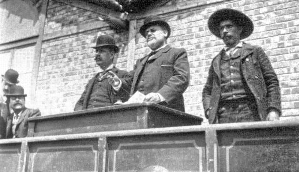 ¿A qué vienen los socialistas?: una lección de Azedo Gneco